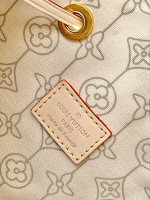 Putih Pink Damier Azur Canvas LV Branded Messenger Bag NéONoé MM Bucket Bag