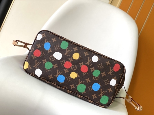 black LV X Yayoi Kusama Louis Vuitton Neverfull MM Monogram Bag Aneka Warna