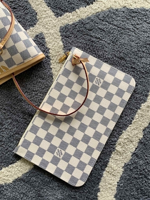 Tas Bermerek Kustom Terbatas Tahiti Kotak-kotak Louis Vuitton Neverfull MM