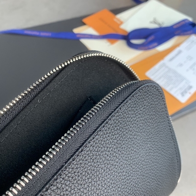 Desainer Louis Vuitton Pochette Jour GM Cuir Taurillon Leather In Black Noir Purses