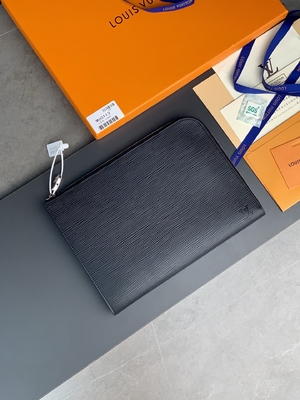 Desainer Louis Vuitton Pochette Jour GM Cuir Taurillon Leather In Black Noir Purses