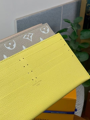 White Pochette Felicie LV Bag Spring Di The City Monogram Empreinte