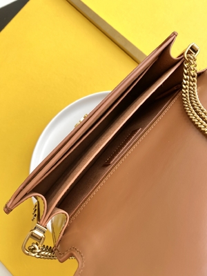 Saint Laurent Preloved Tas Bermerek YSL Tas Bahu Cassandra