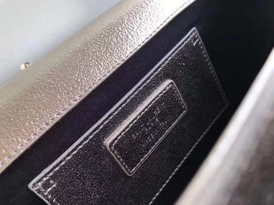 Tas Tali Poliester Saint Laurent YSL Woc Tali Yang Dapat Disesuaikan Dengan Penutupan Ritsleting Perak