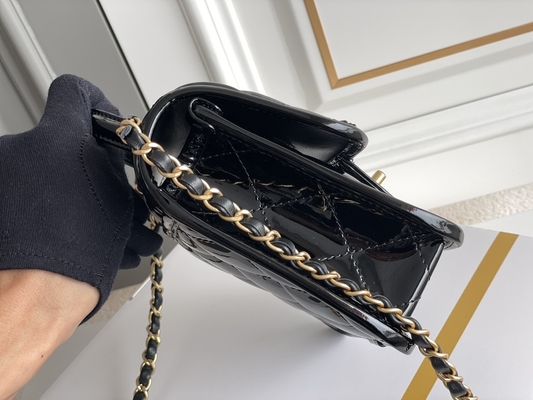 Chanel 22 Dompet Desainer Mini Mantra Hitam Rantai Emas Dengan Drop Flap