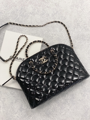 Tas Belanja Kulit Anak Sapi Paten Chanel Kecil Dengan Gaya Wanita Retro