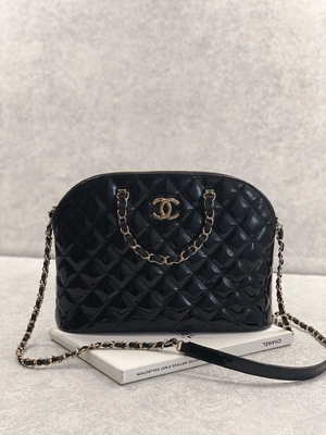 Tas Belanja Kulit Anak Sapi Paten Chanel Kecil Dengan Gaya Wanita Retro