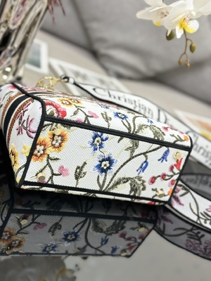 Multicolor Petites Fleurs Custom Branded Bags Dior Medium D Lite Bag