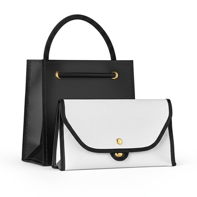 Kemasan Profesional dengan Tas Hadiah Custom Printed Pocket To-Go and Rivet Iconic Label